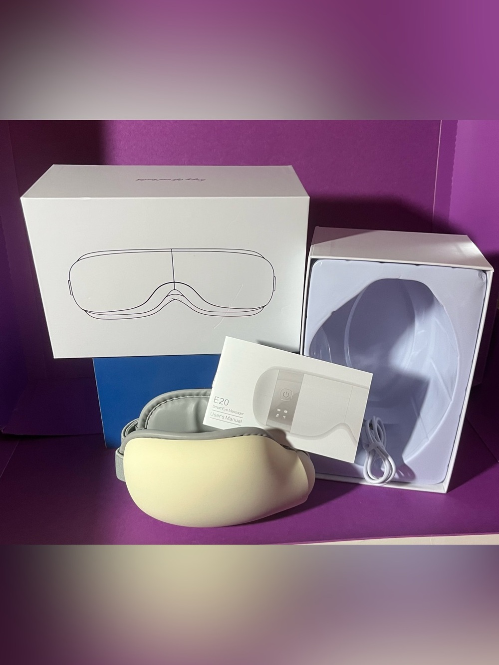 SMART EYE MASSAGER Cordless with Heat, and Bluetooth (factory sealed)